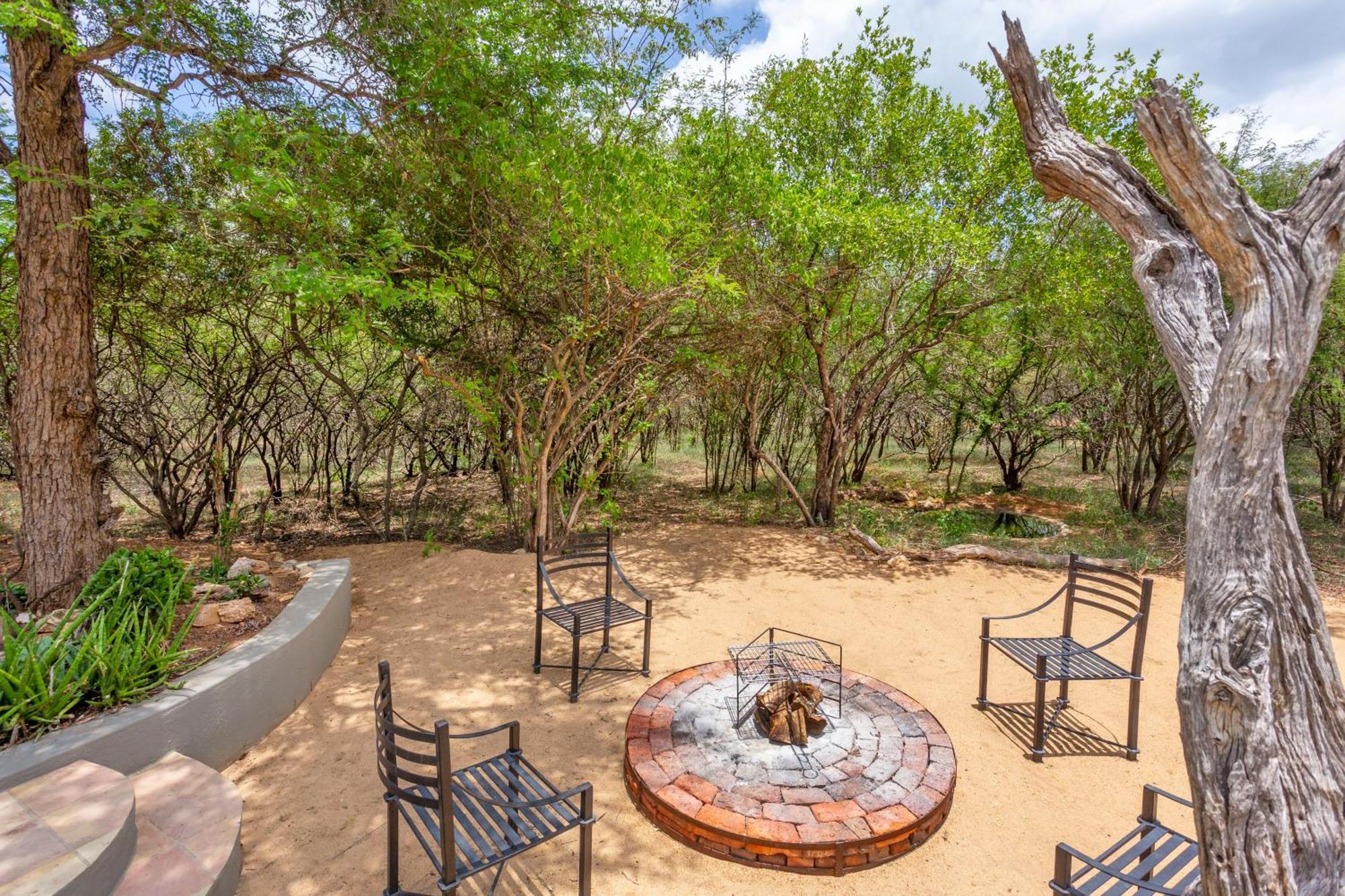 The Bush House Villa Hoedspruit Exterior photo